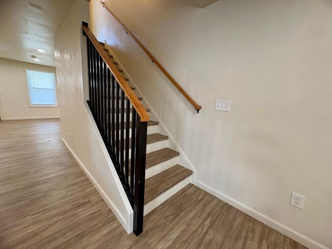 Building Photo - 518 E Cumberland St