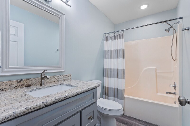 Building Photo - 109 Center Cir