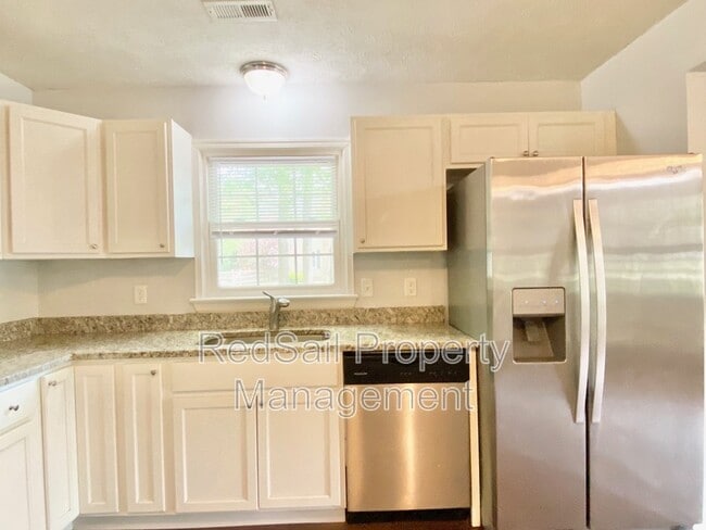 Building Photo - 5187 Oak Creek Cir