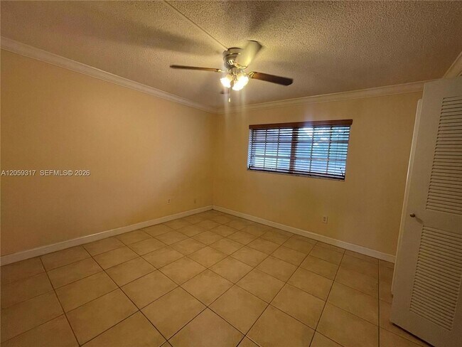 Building Photo - 8600 SW 109th Ave