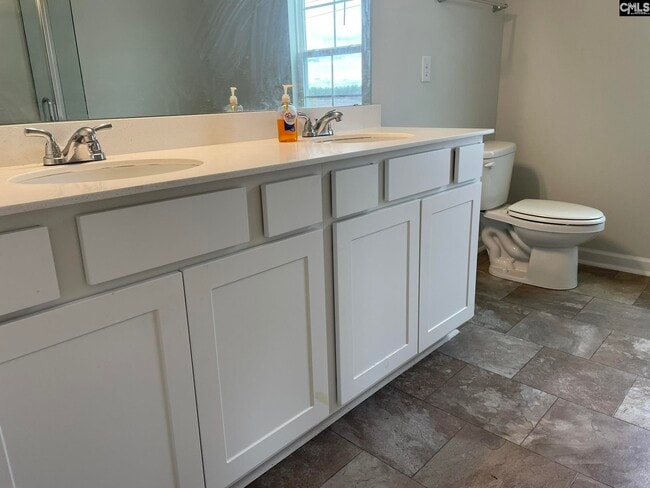 Building Photo - 434 Eclipse Ln