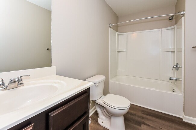 Building Photo - 481 Scotland Dr