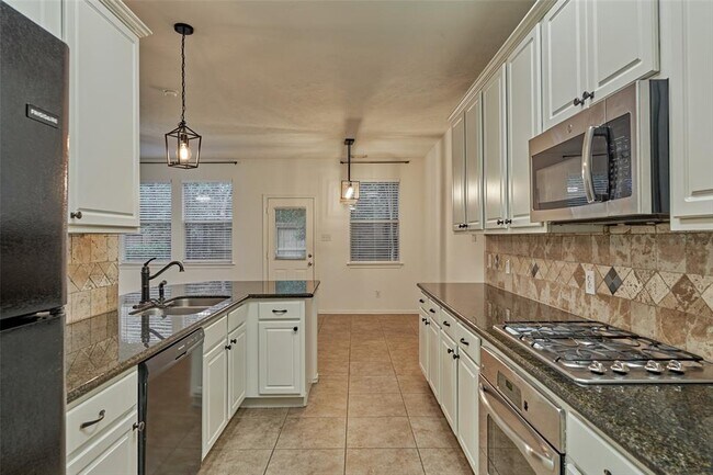 Building Photo - 218 W Stedhill Loop