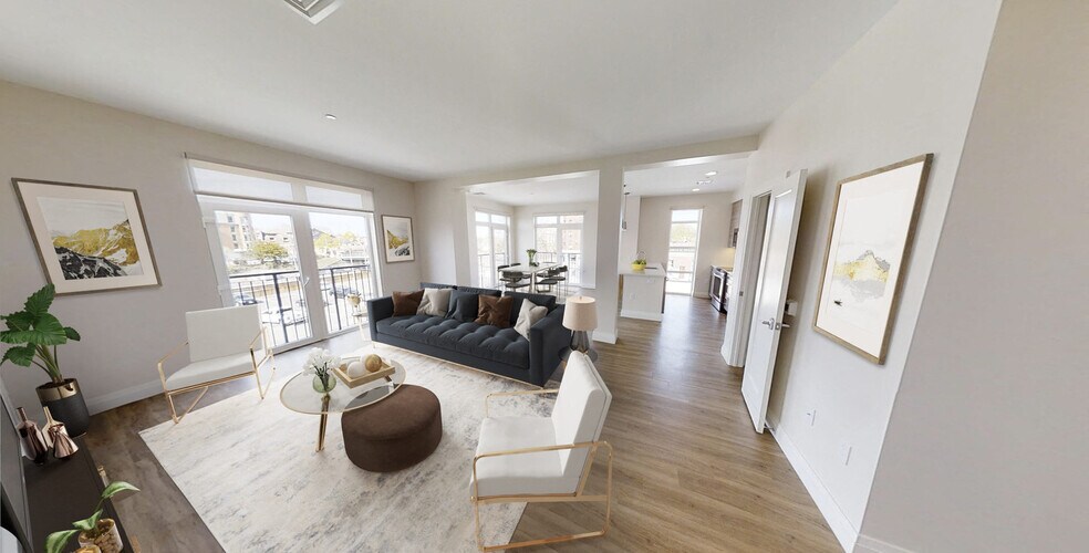 Building Photo - 28 Austin St