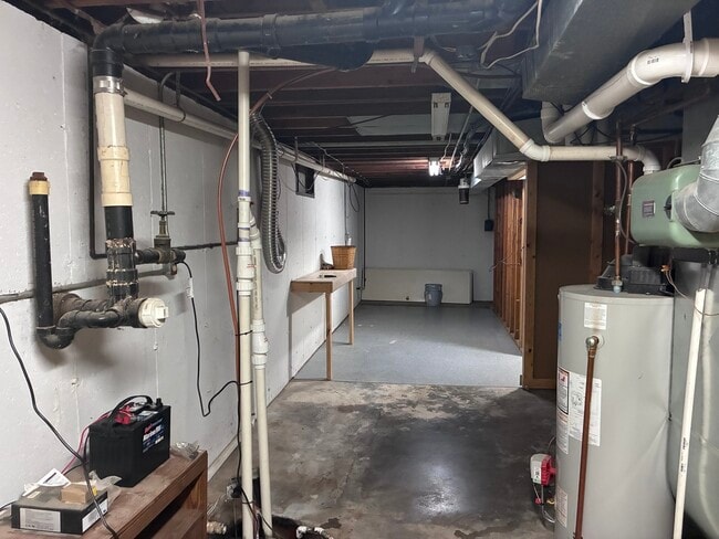 Building Photo - 14339 Plank Rd