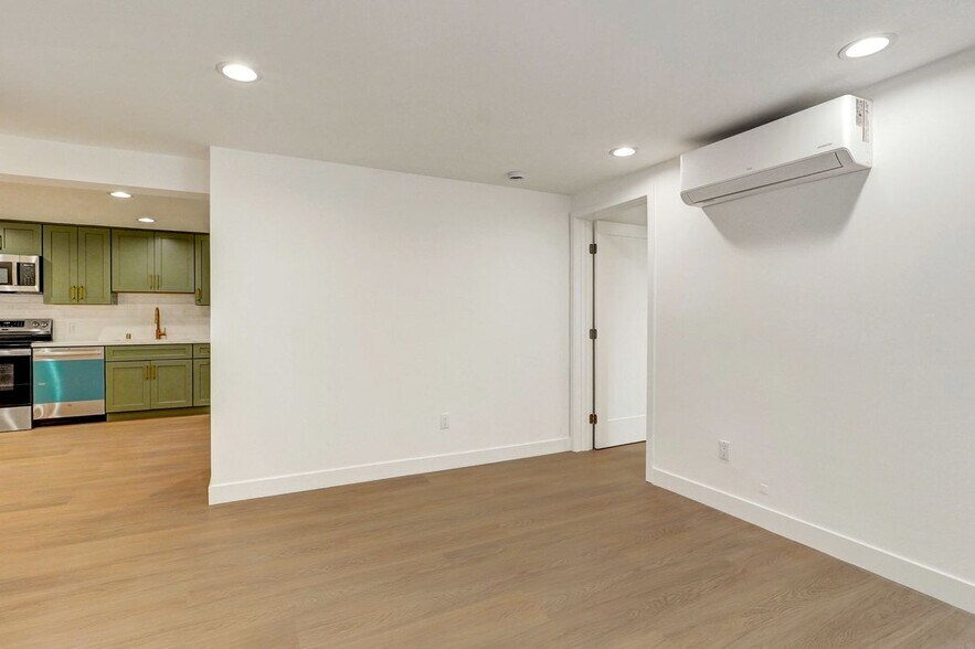 Building Photo - 644 Pier Ave