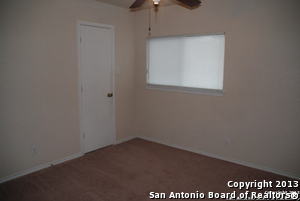 Building Photo - 922 Cheyenne Creek
