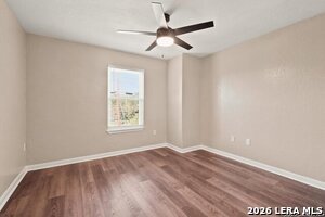Building Photo - 1452 Lakeview Dr