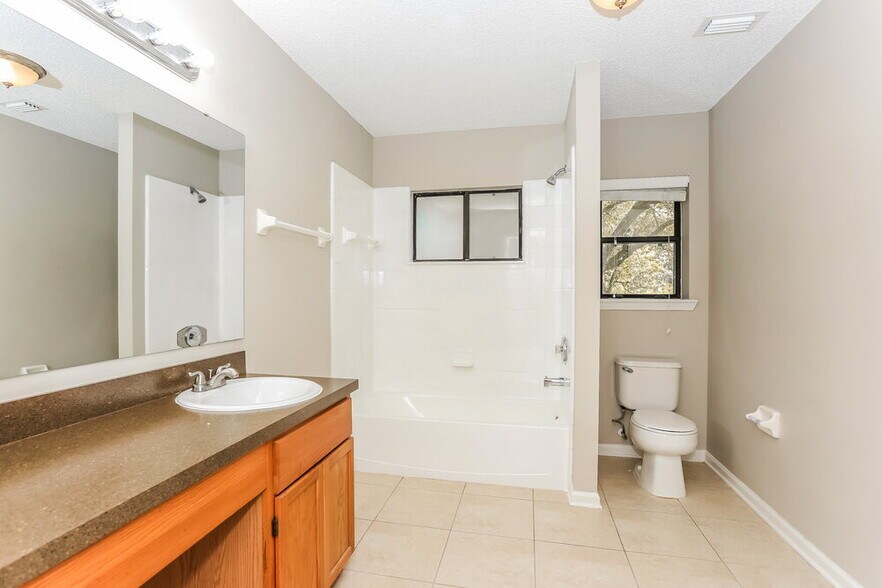 Building Photo - 7676 Arancio Dr
