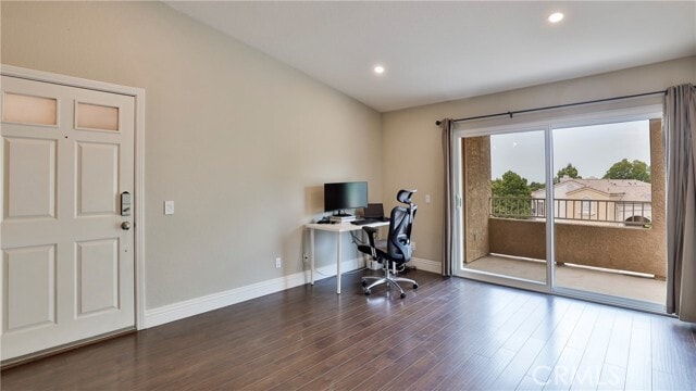 Building Photo - 2320 Del Mar Way