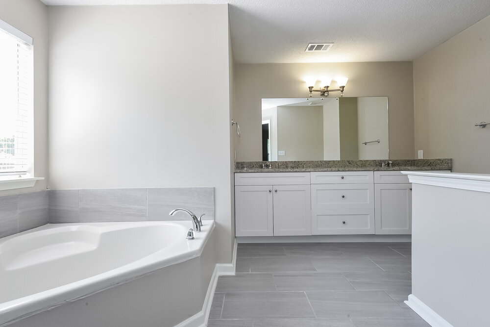 Building Photo - 359 Tait Rd