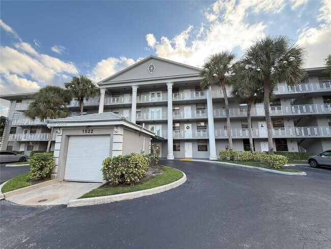 Building Photo - 1522 Whitehall Dr