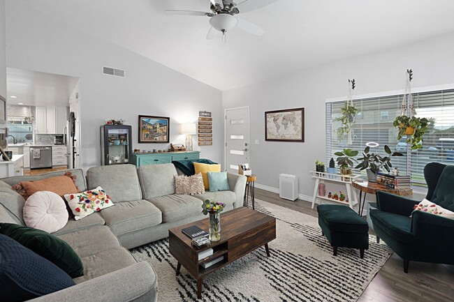 Building Photo - Owners Pride – Single Family House