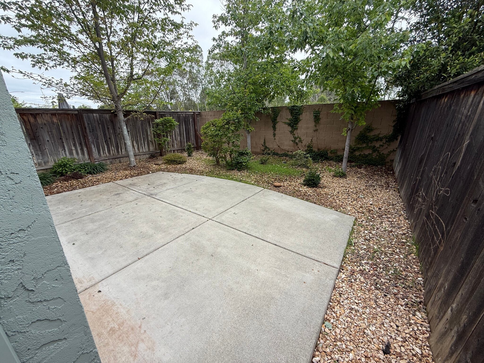 Building Photo - 23 Morning Rose Way