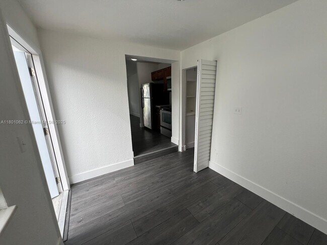 Building Photo - 3251 SW 56th Ave