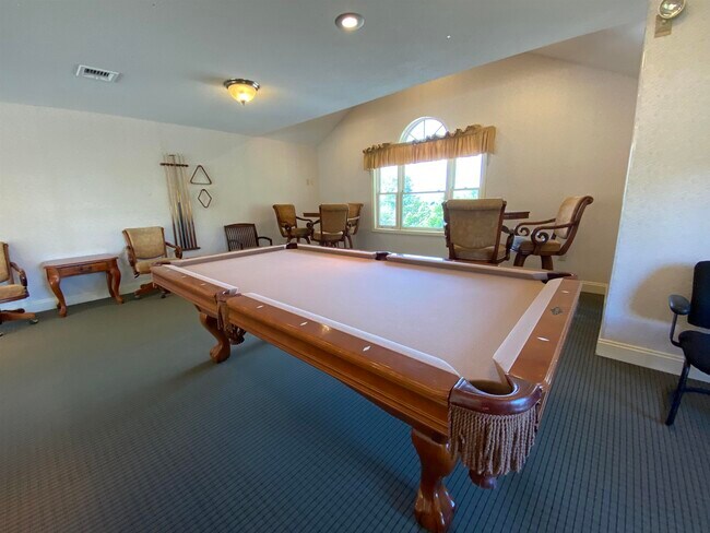 Building Photo - 131 Eastern Ave