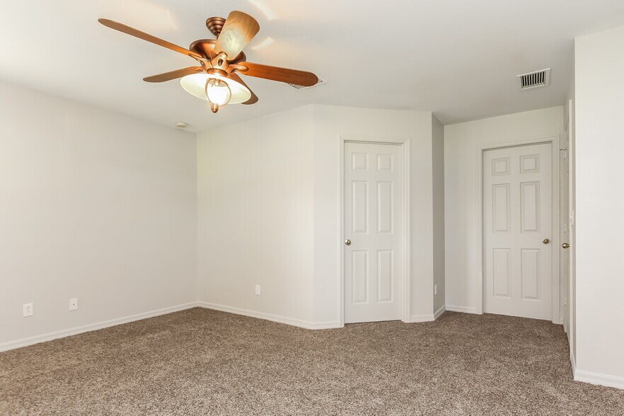 Building Photo - 184 Antofagasta St