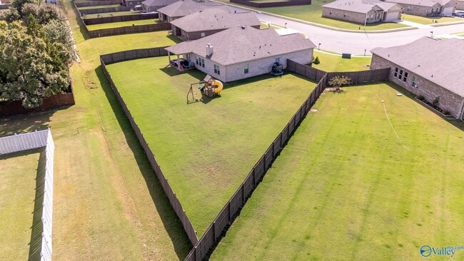 Building Photo - 117 Red Fox Wy