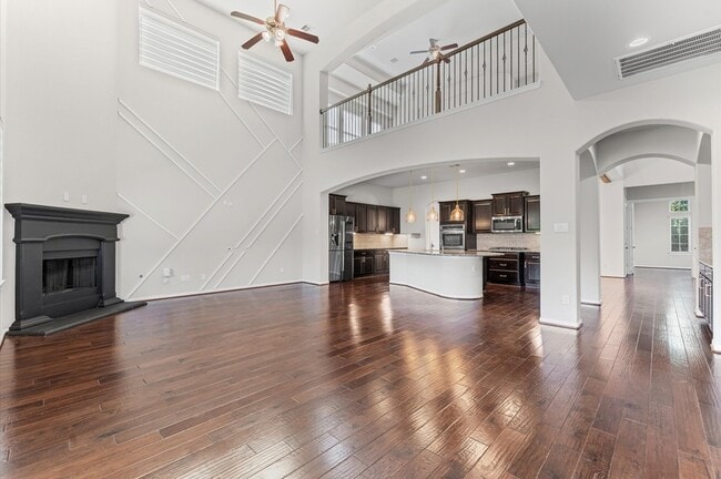 Building Photo - 4315 Laburnam Rd