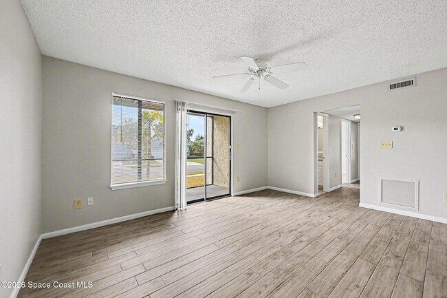 Building Photo - 3590 Sable Palm Ln