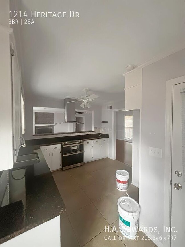 Building Photo - 1214 Heritage Dr