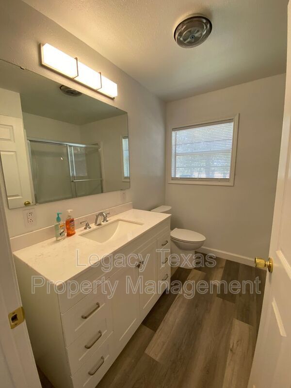 Building Photo - 1259 HCR 1439