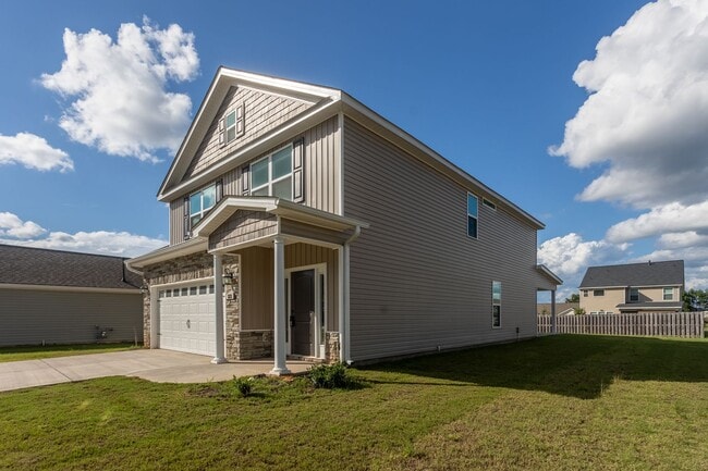 Building Photo - Welcome to Summerton Village!  $$ Ask about our 2-year lease promotion $$