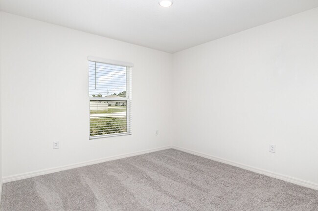Building Photo - 139 Violet Ct