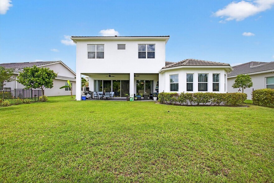 Building Photo - 15953 Whippoorwill Cir