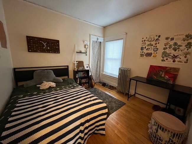 Building Photo - 2417 N Cramer St