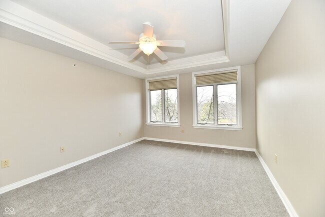 Building Photo - 8555 One W Dr