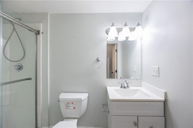 Building Photo - 214 Silver Spring St