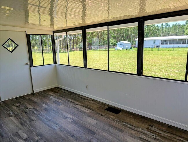 Building Photo - 36320 Grassy Hill Ln