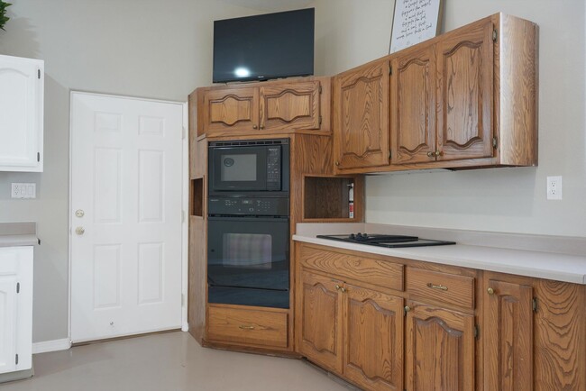 Building Photo - NW Albuquerque | 2 bed / 1 bath | Casita |...