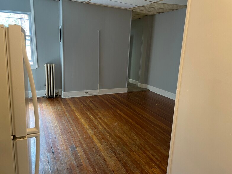 Living Room - 3107 N Calvert St