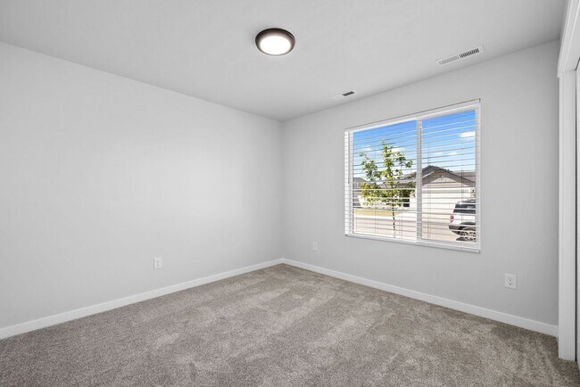 Building Photo - New Meridian Home with Vaulted Great Room and Extra Garage Space