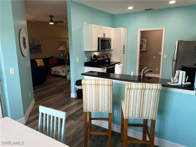Building Photo - 9320 Water Lily Ct