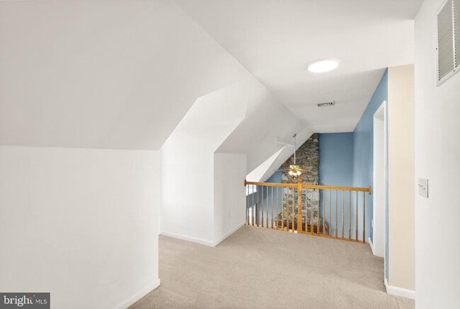 Building Photo - 943 Castle Rock Ln