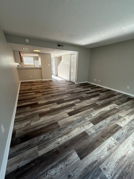 Building Photo - 6703 Jefferson Pl