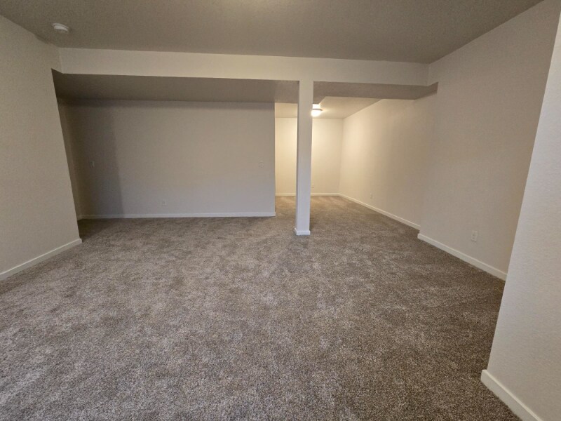 Building Photo - 2802 Ridge View Cir