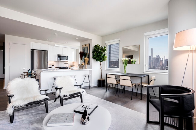 Interior Photo - Alta+