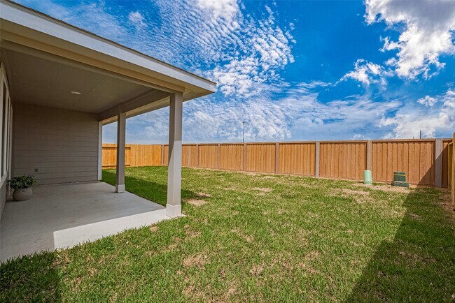 Building Photo - 4207 Zeke Ests Ln