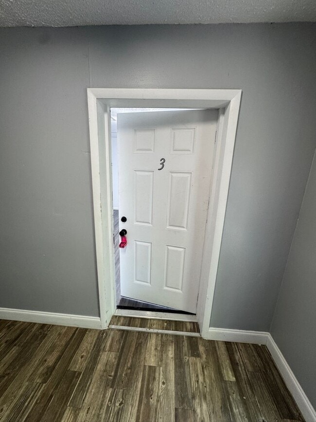 Building Photo - 1729 NE 2nd St