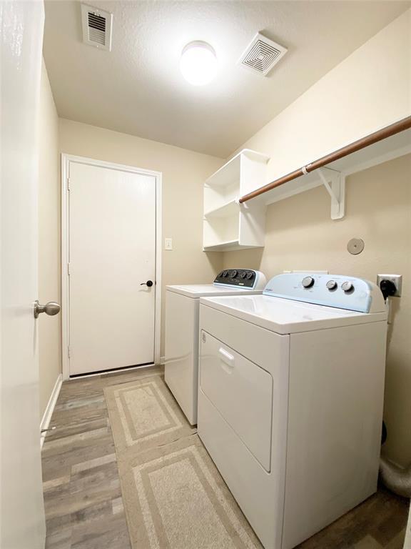 Building Photo - 8119 Yaupon View Dr