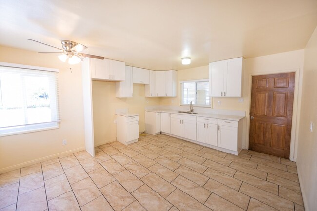Building Photo - 3BR/2BA - Single Family Home in El Cajon!