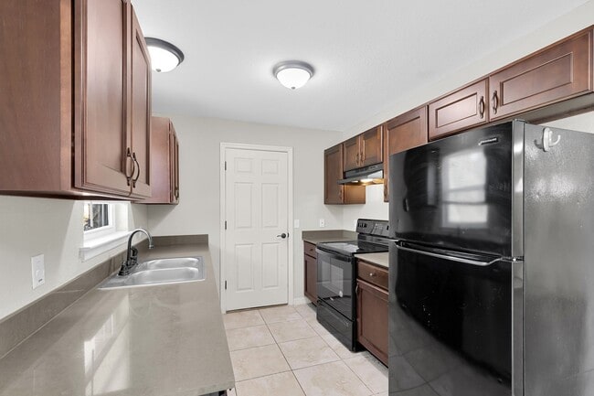 Building Photo - 3/2 Rental South of Ocala!