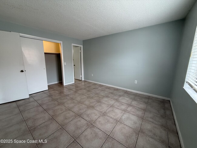 Building Photo - 176 San Juan Cir