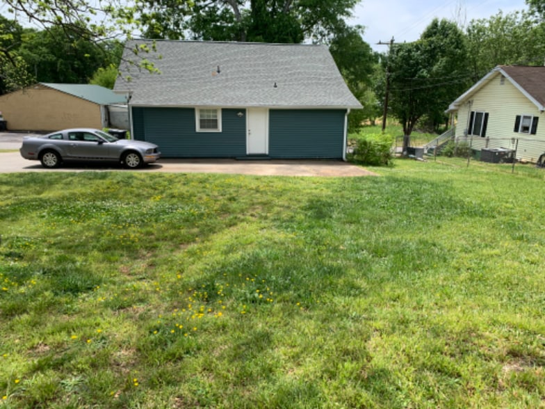 Building Photo - 4 Kilgore St