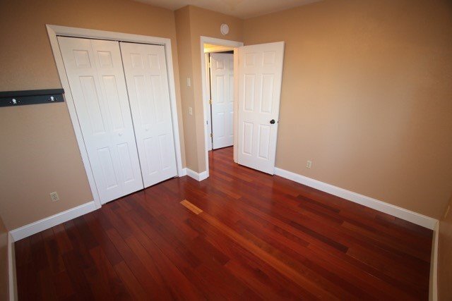 Building Photo - Nicely Updated 3 Bedroom Condo!