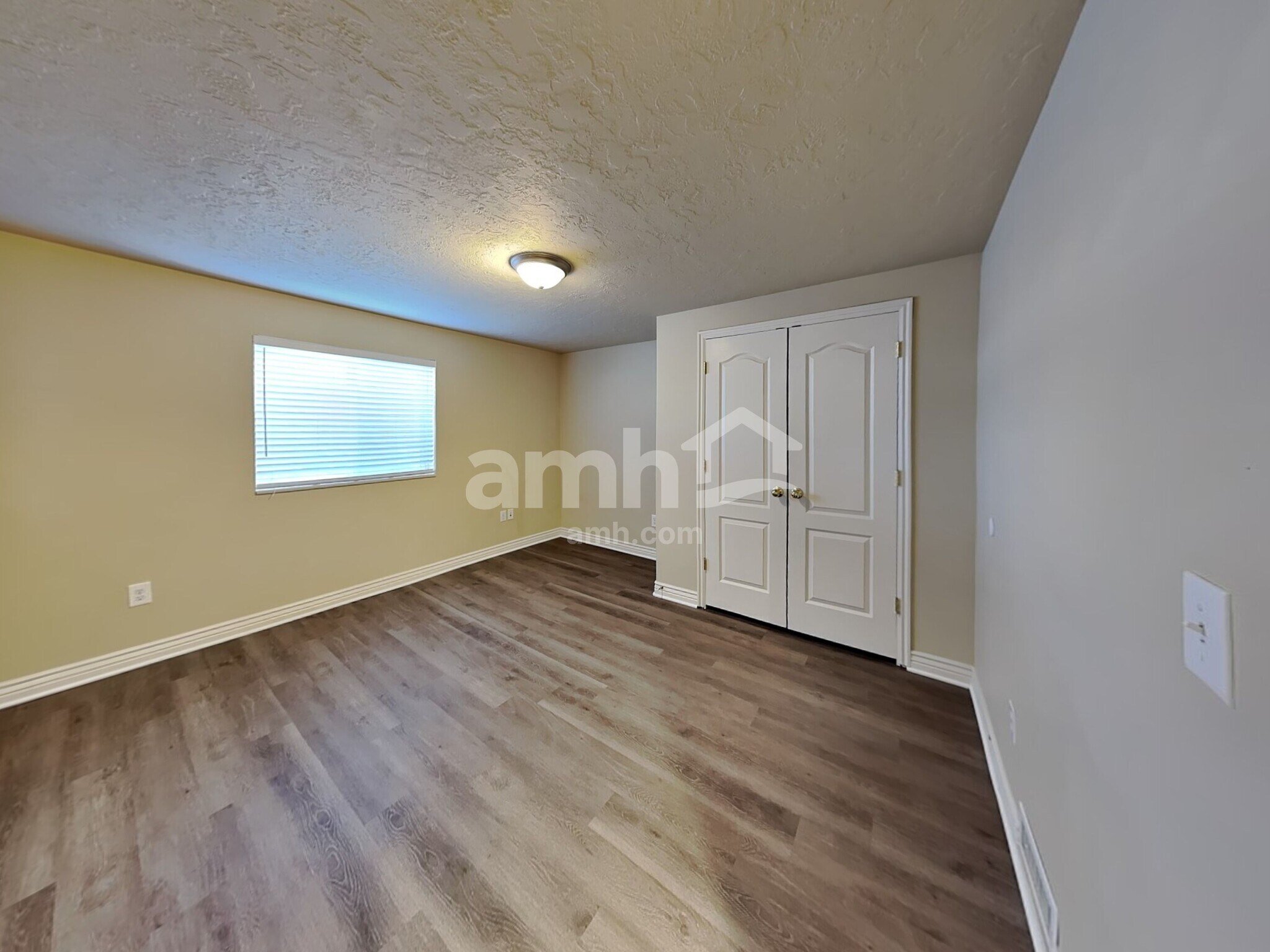 Building Photo - 96 N 1660 W